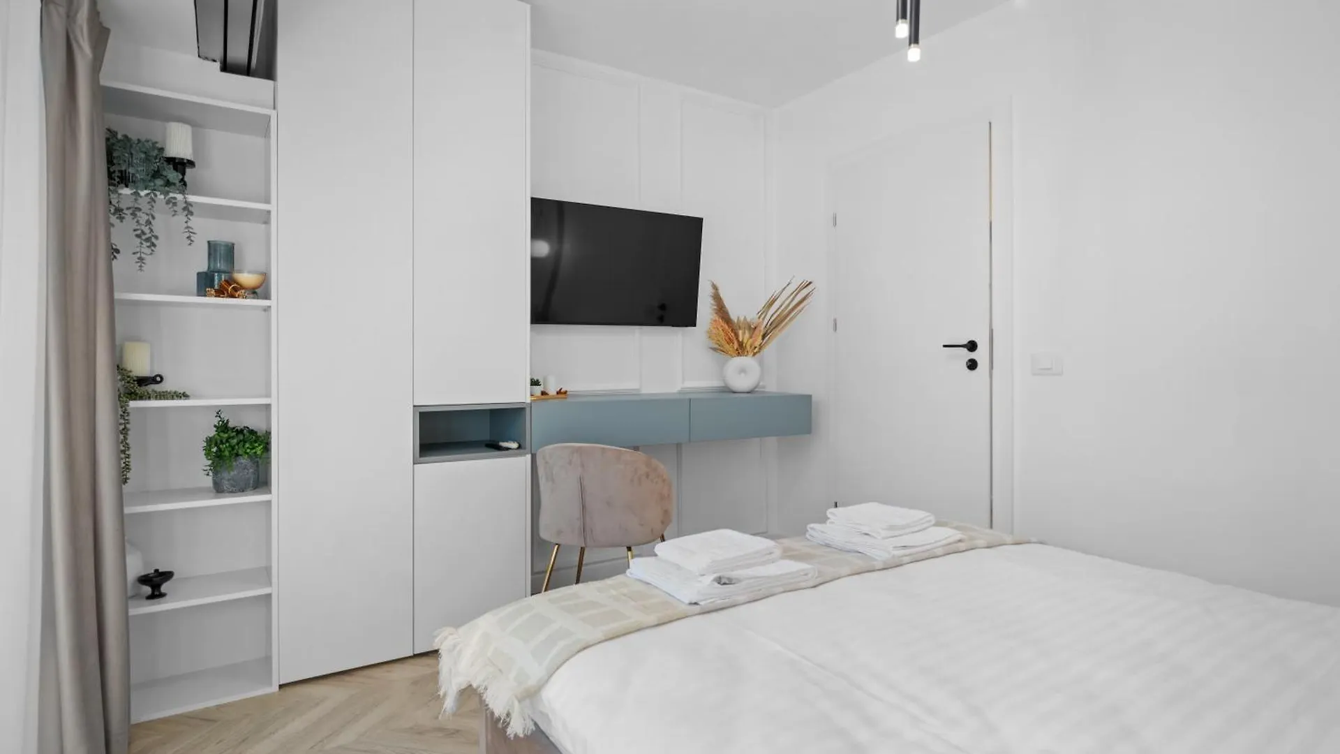 Hi-Lux Parliament Apartment With Amazing View Bucharest