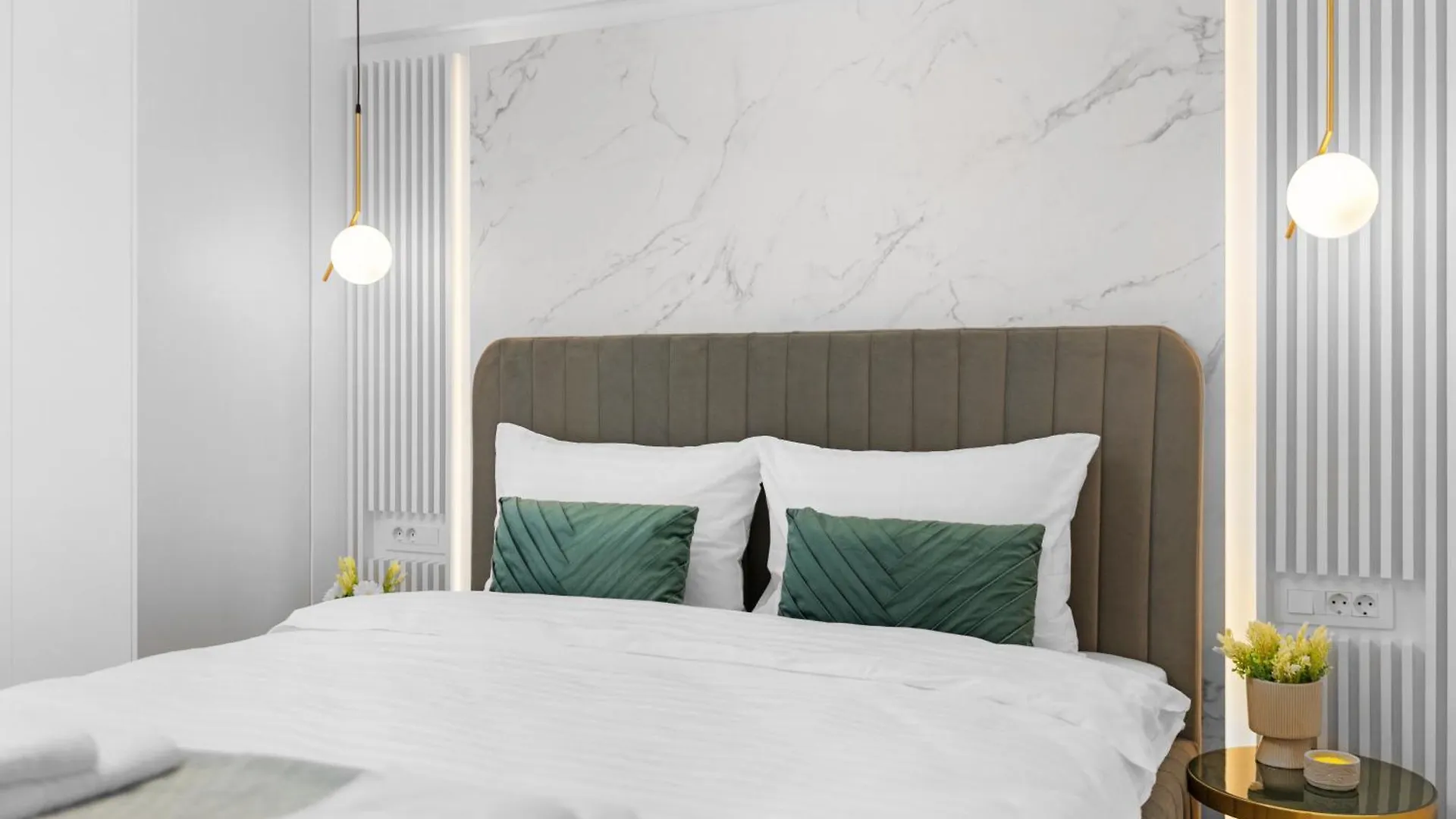 Hi-Lux Parliament Apartment With Amazing View Bucharest